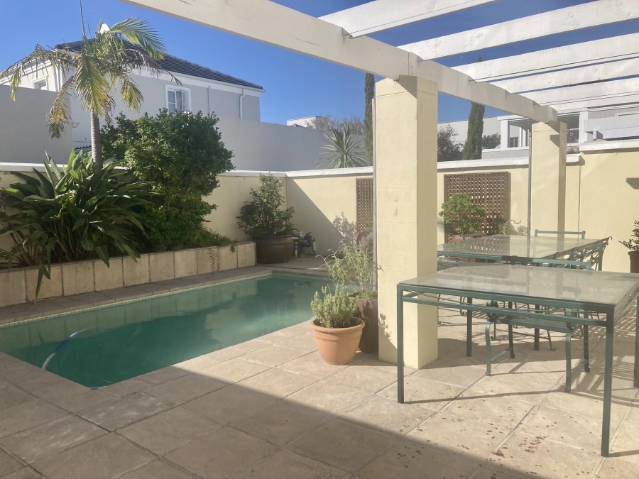 To Let 3 Bedroom Property for Rent in Kenilworth Upper Western Cape